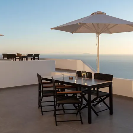 La Maltese Hotel